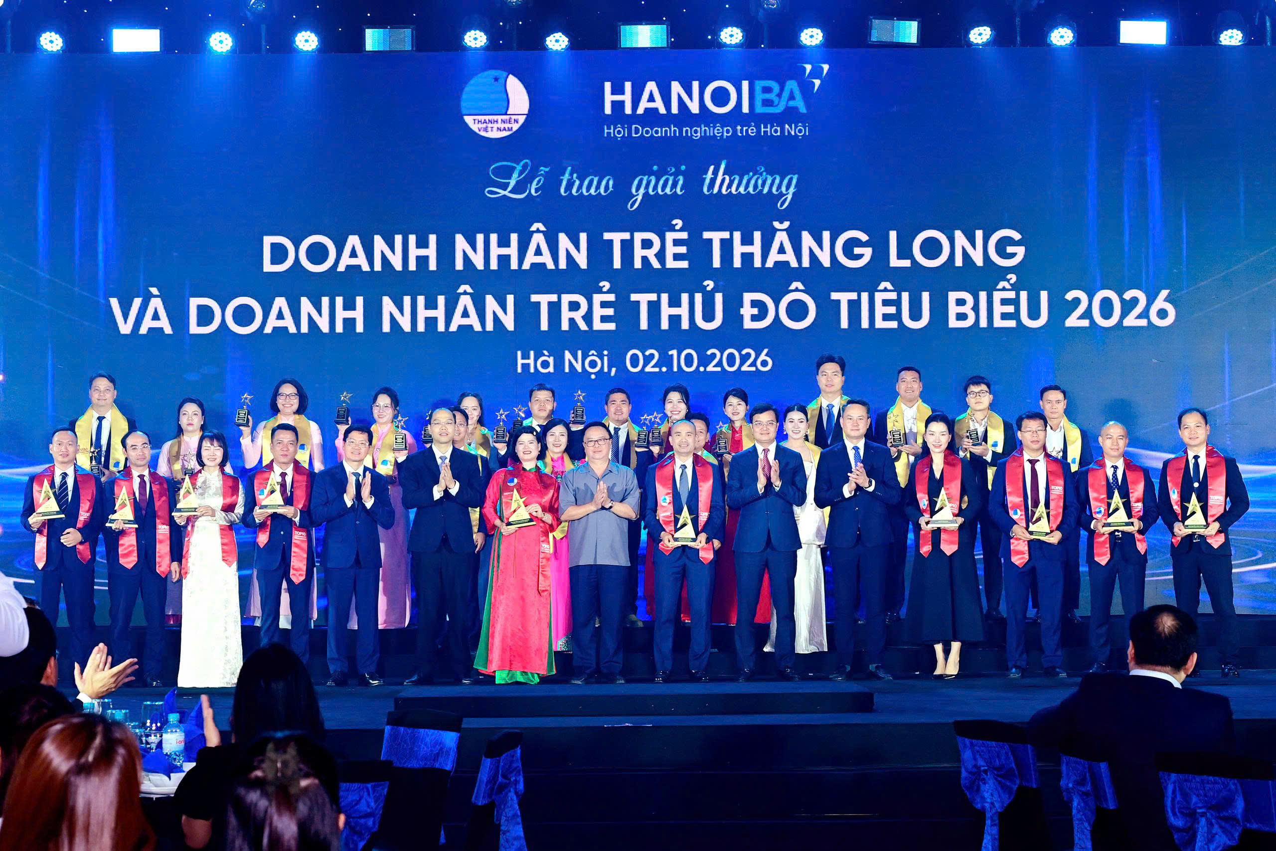 Khoảnh khắc các doanh nhân trẻ cùng hội tụ và lan tỏa tinh thần kết nối, đồng hành tại chương trình